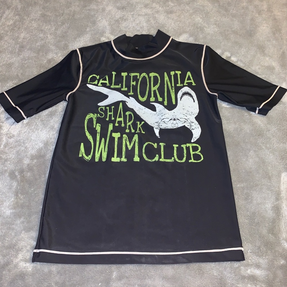 Size Large 12-14 Cherokee Black Rash Guard Swim Shirt Top California Shark Club